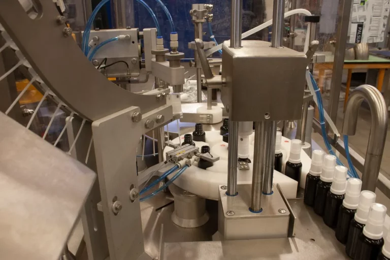 Filling & Capping Machine COMPACT