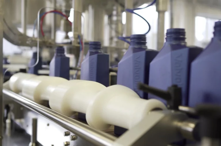 Mehrköpfige Rundlaufverschliessmaschine CAPLINE ROT MULTI-HEAD